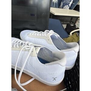Flux Adapt Runner White Mens Size 8.5 Knit Shoes